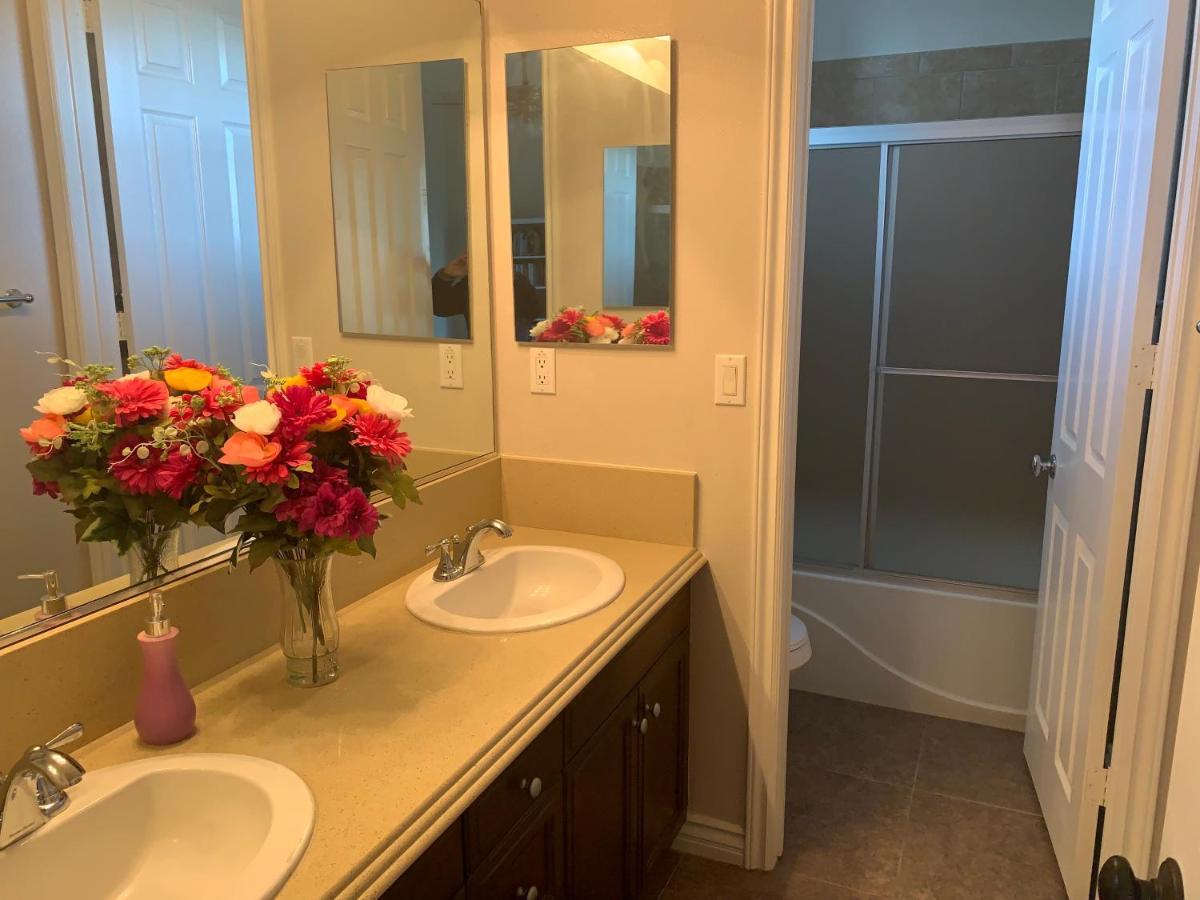 Luxhome Rooms In Mansion Ривърсайд Екстериор снимка